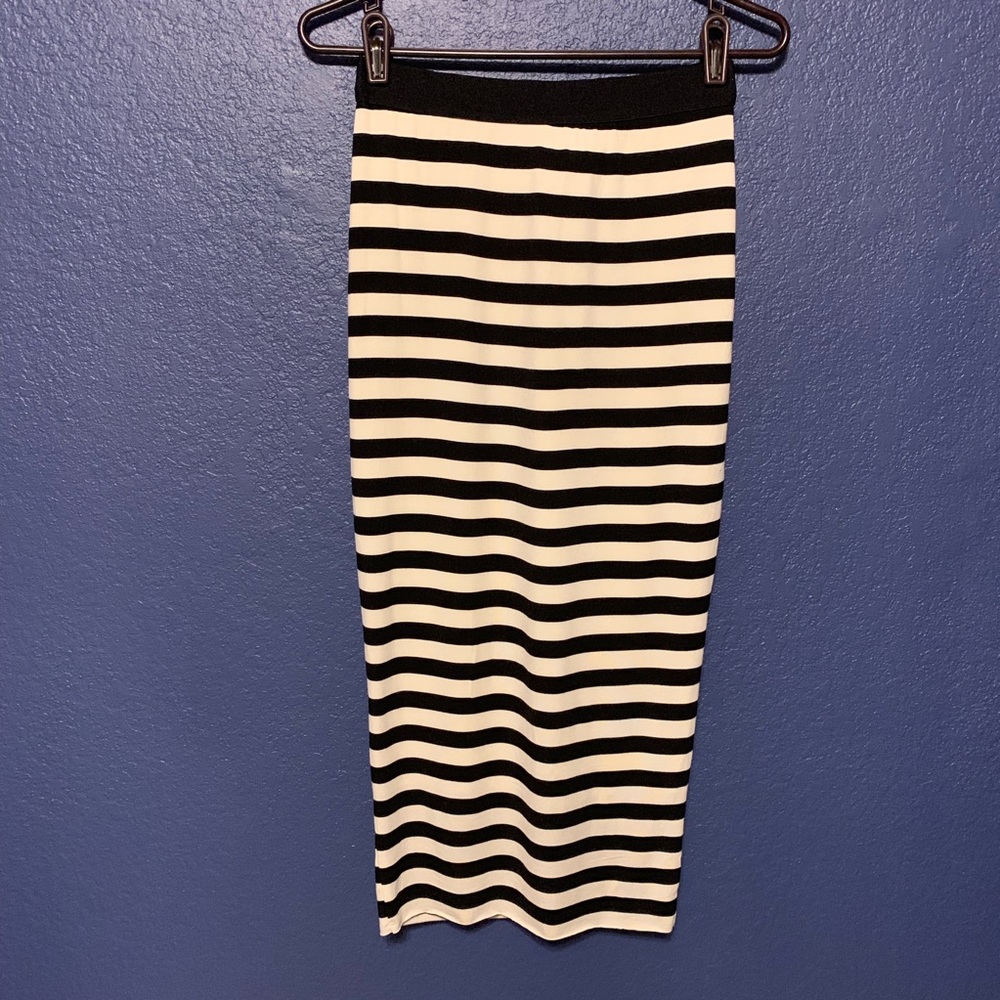 OLIVACEOUS Soft Striped Long Pencil Skirt